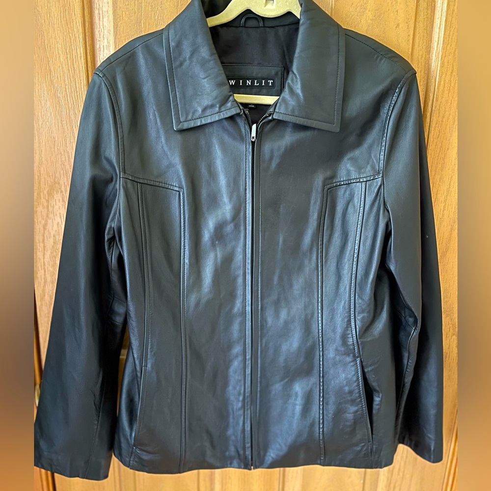 Real leather jacket - like new / no signs of wear